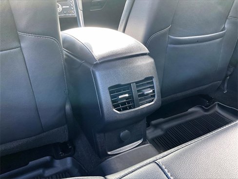 Used 2020 Ford Fusion Titanium image 29