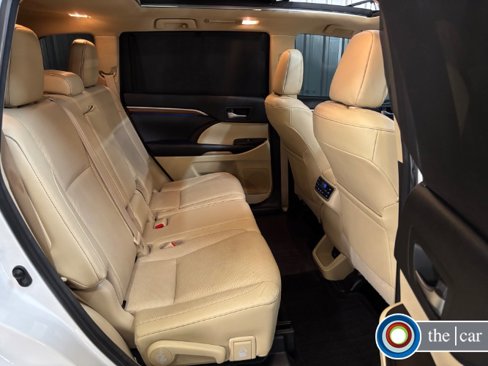 Used 2018 Toyota Highlander Limited Platinum image 17