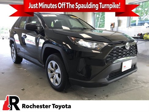 Certified 2021 Toyota RAV4 LE image 1