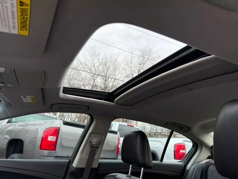 Used 2014 Acura RLX w/ Technology Package image 18