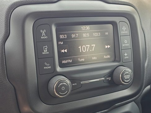 Used 2020 Jeep Renegade Sport w/ Sport Appearance Group image 35