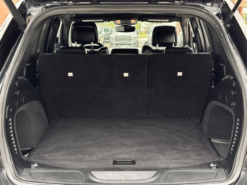 Used 2019 Jeep Grand Cherokee Altitude image 26