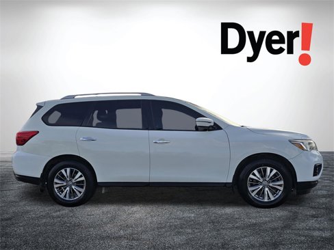 Used 2019 Nissan Pathfinder S image 3