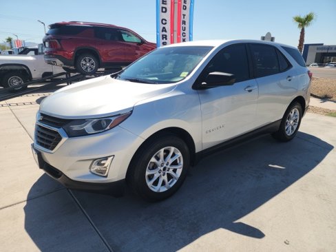 Used 2020 Chevrolet Equinox LS w/ LS Convenience Package image 8
