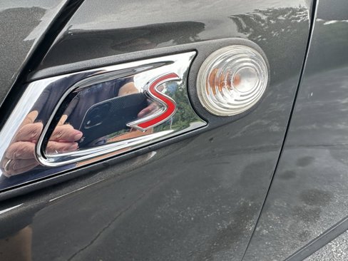 Used 2011 MINI Cooper S image 9