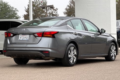 Used 2024 Nissan Altima 2.5 S image 9