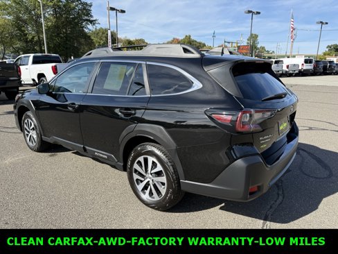 Used 2023 Subaru Outback Premium image 6