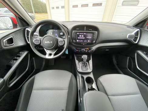 Used 2023 Kia Soul LX w/ Option Group 015 image 11