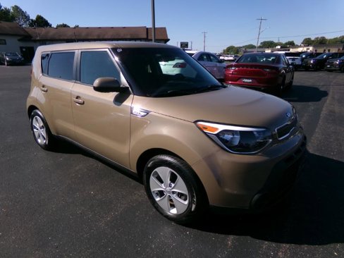 Used 2016 Kia Soul w/ Convenience Package image 1
