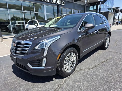 Used 2018 Cadillac XT5 Luxury image 2