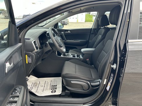 Used 2022 Kia Sportage LX image 13