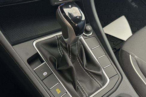 New 2025 Volkswagen Jetta Sport image 19