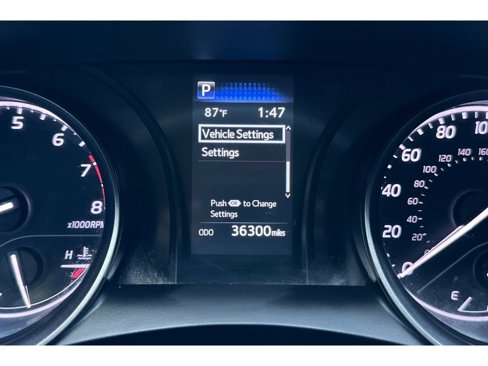 Used 2023 Toyota Camry SE image 39