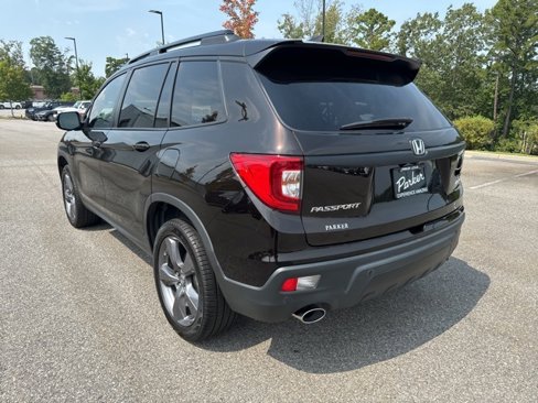 Used 2019 Honda Passport Touring image 2