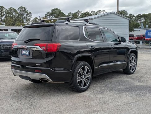Used 2017 GMC Acadia Denali w/ Technology Package image 5
