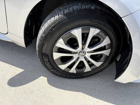 Used 2022 Toyota Corolla LE image 22