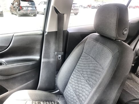 Used 2021 Chevrolet Equinox LT image 22