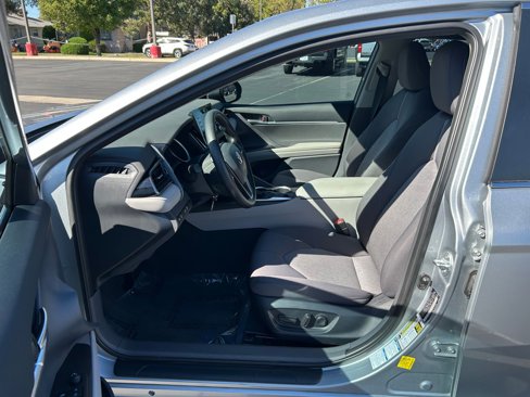 Used 2023 Toyota Camry LE image 10