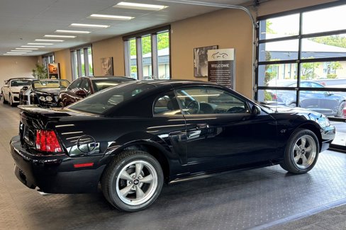 Used 2001 Ford Mustang GT image 3