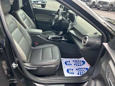 Used 2025 Chevrolet Trax ACTIV w/ Driver Confidence Package image 27