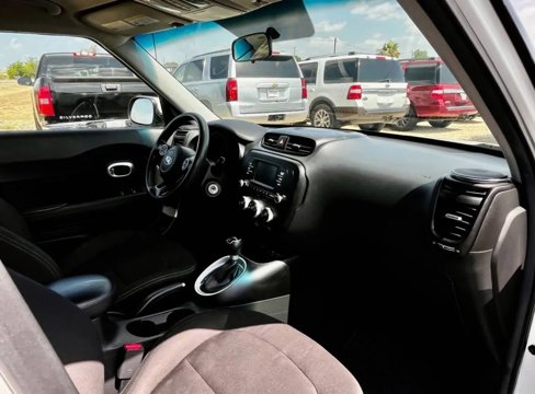 Used 2017 Kia Soul image 9