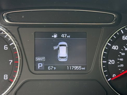 Used 2020 Kia Sorento LX image 25