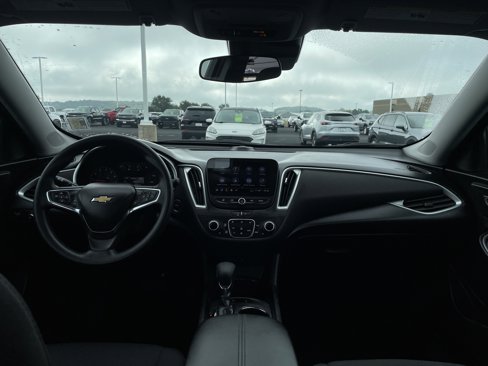 Used 2024 Chevrolet Malibu LT image 17