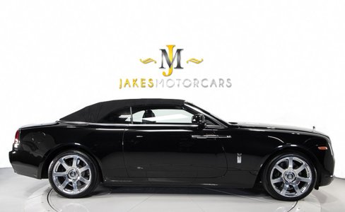 Used 2018 Rolls-Royce Dawn image 14