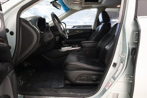Used 2014 INFINITI QX60 AWD w/ Cargo Package image 9