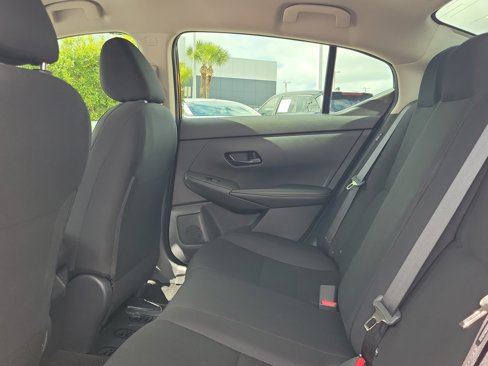 Certified 2025 Nissan Sentra S image 11