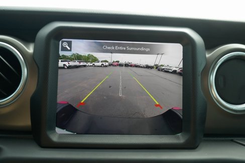 Used 2023 Jeep Gladiator Rubicon w/ Cold Weather Group image 27