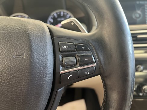 Used 2014 BMW 750Li xDrive image 10