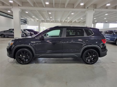 Used 2022 Volkswagen Taos SE image 14