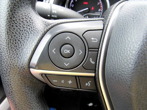 Used 2023 Toyota Camry LE image 20