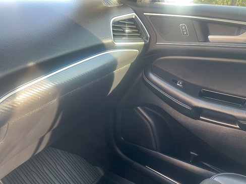 Used 2018 Ford Edge Sport w/ Canadian Touring Package image 28
