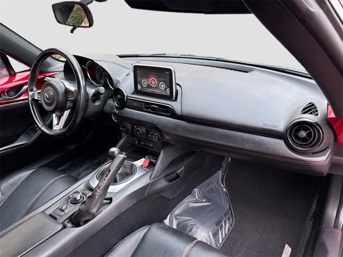 Used 2016 MAZDA MX-5 Miata Club image 23