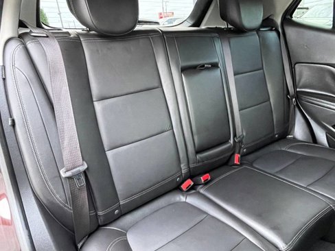 Used 2016 Buick Encore Premium image 14