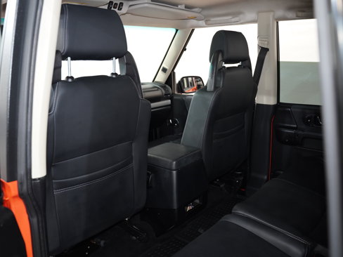Used 2003 Land Rover Discovery S image 39