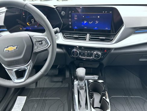 New 2026 Chevrolet Trax LT w/ Driver Confidence Package image 12