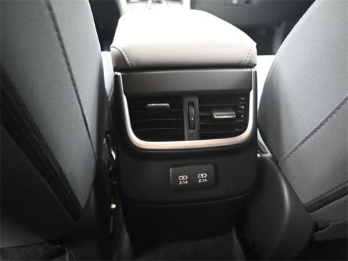Used 2022 Subaru Outback Premium image 18