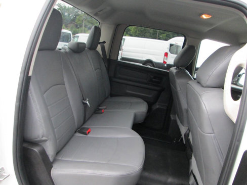 Used 2020 RAM 1500 Tradesman w/ Chrome Appearance Group image 10
