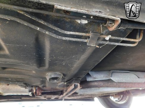 Used 1994 Ford Thunderbird LX image 27