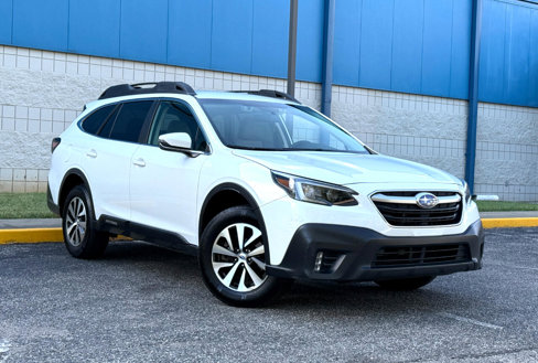 Used 2022 Subaru Outback Premium image 3