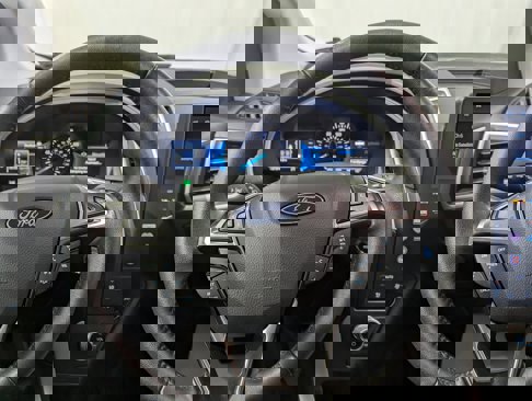 Used 2024 Ford Edge SEL w/ Convenience Package image 16