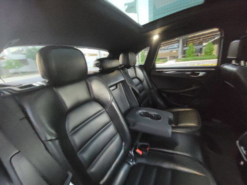 Used 2023 Porsche Macan image 21