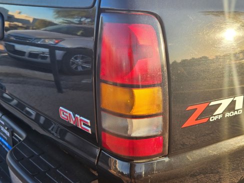 Used 2007 GMC Sierra 1500 SLE w/ Onstar Plus Package image 11