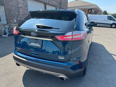 Used 2020 Ford Edge SEL image 10