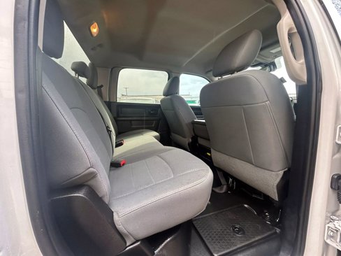 Used 2016 RAM 2500 Tradesman w/ Chrome Appearance Group image 36