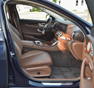 Used 2020 Mercedes-Benz E 350 4MATIC Sedan w/ Premium Package image 27