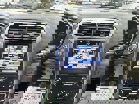 Used 2019 Ford Fusion SEL image 21